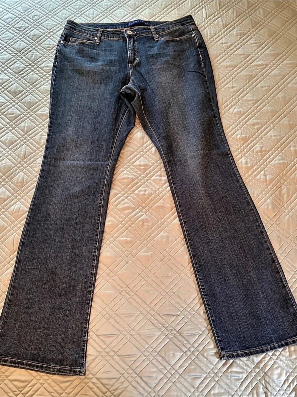 Bandolino Robbie Boot Cut Jeans in Blue Waist 10